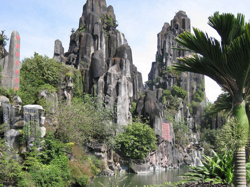 HOI AN TO HUE DAY TRIP