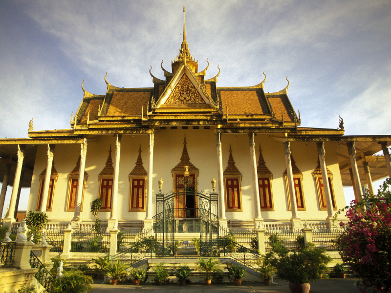 PHNOM PENH EXPERIENCE